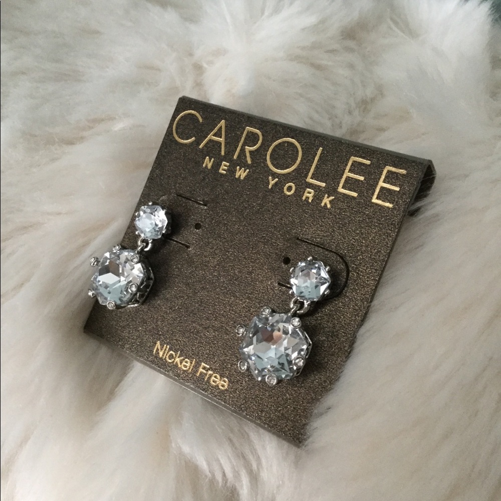 Carolee Sparkling Earrings
